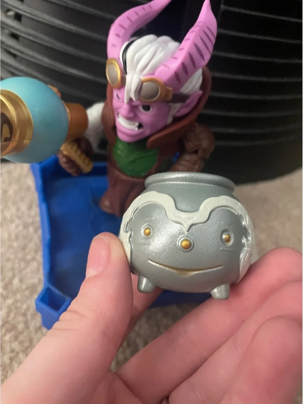 Dungeons and Dragons Quest Adventurer Characters toy figure